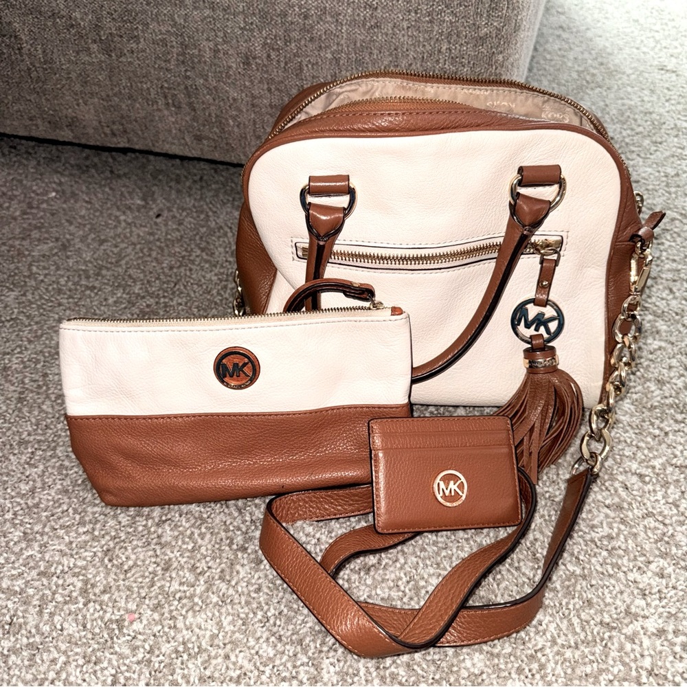 Michael Kors Purse, Wristlet, & Card Holder Set
